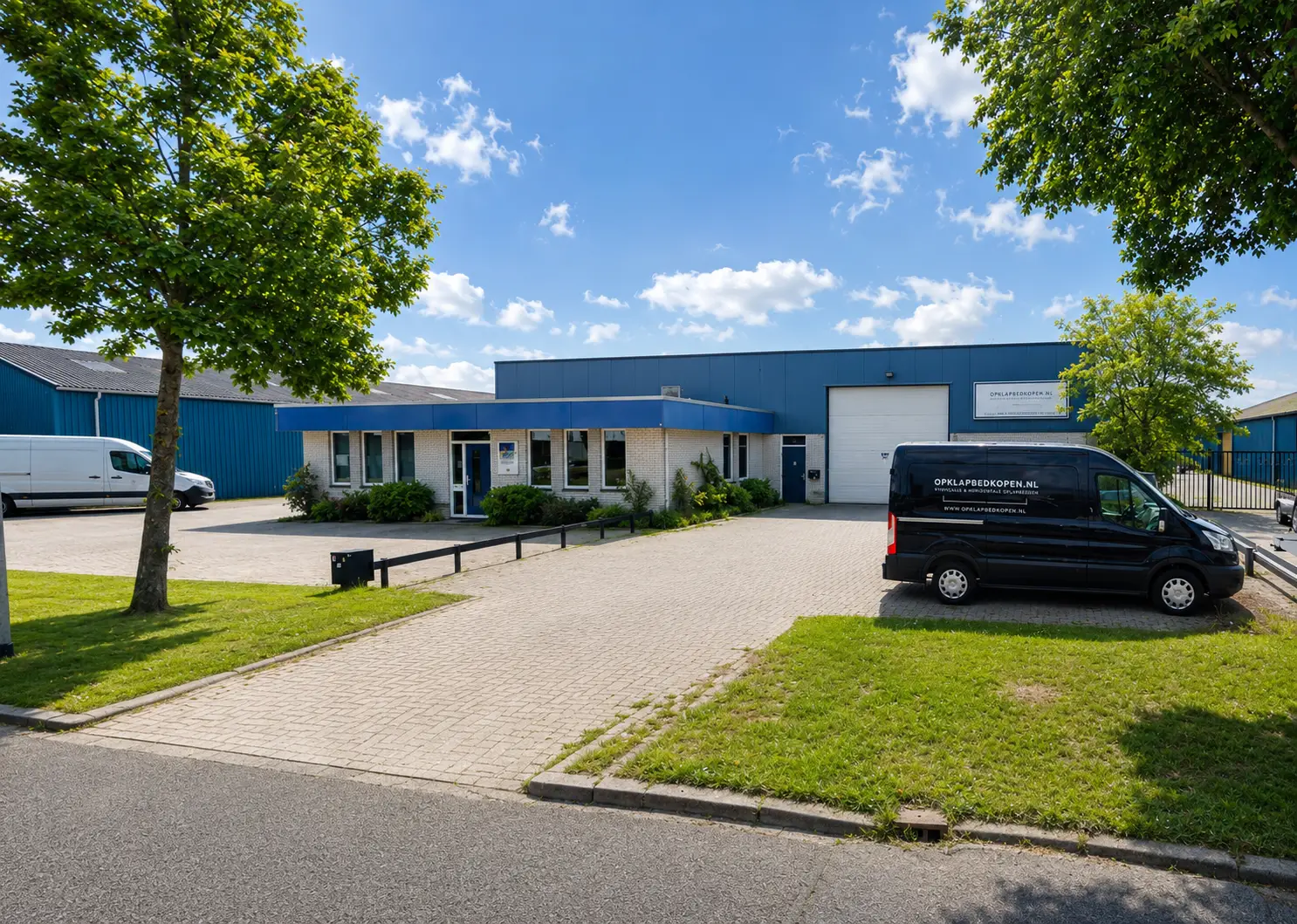 Showroom van Opklapbedkopen.nl in Emmeloord met verschillende opklapbedden