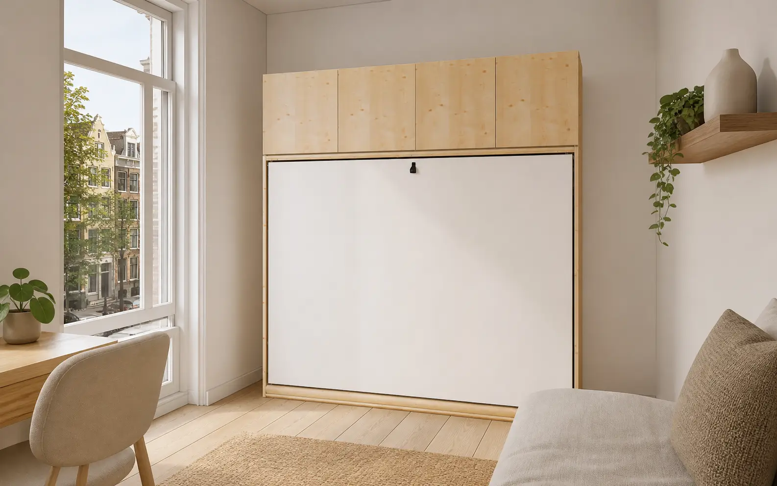 Massief houten kast boven een horizontaal opklapbed in een compacte kamer